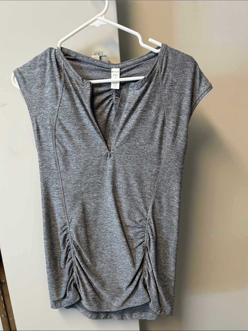 Athleta Heather Gray Cap-Sleeve V-Neck Tunic with Front Ruching